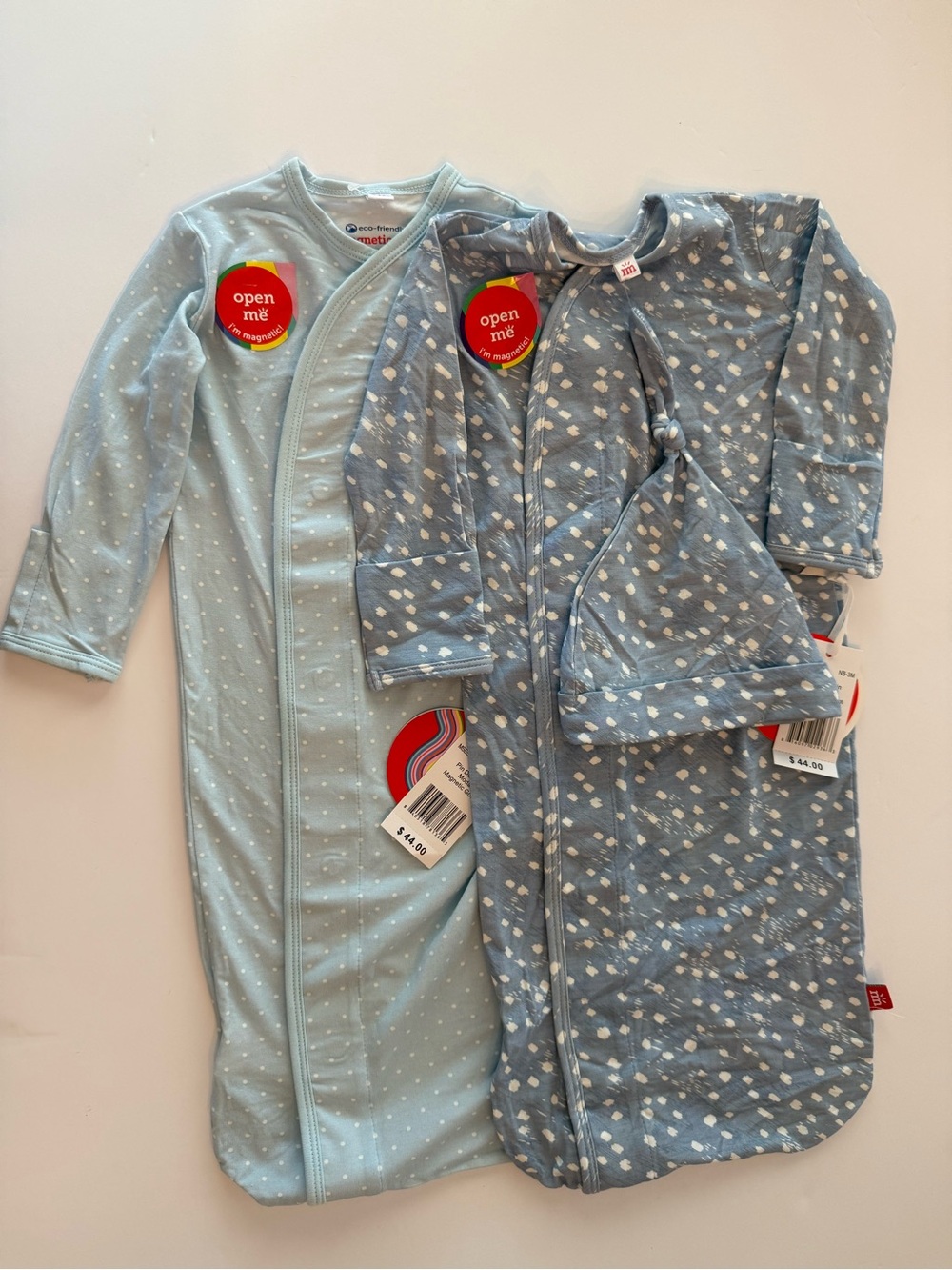 2 Magnetic Me Magnetic Gown size NB-3 M